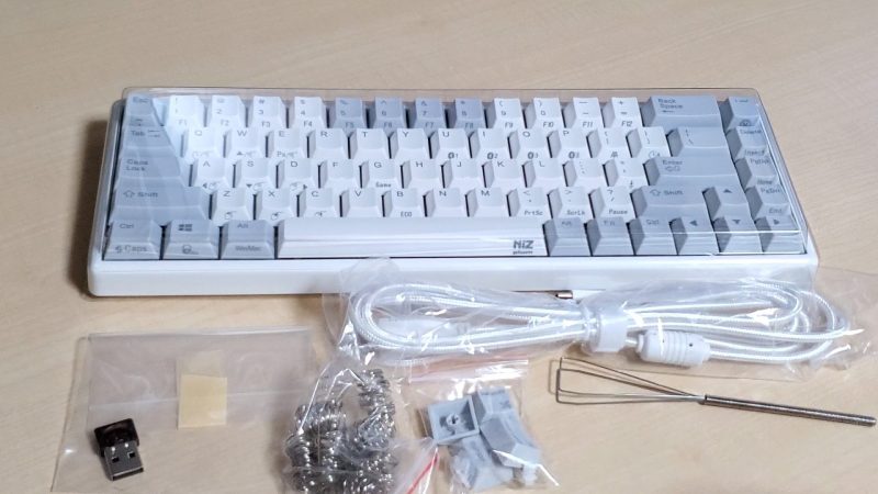 NiZ 68キー 本体と付属品