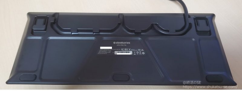 SteelSeries Apex Pro OmniPointスイッチ ゲーミング キーボード ケーブルスリット