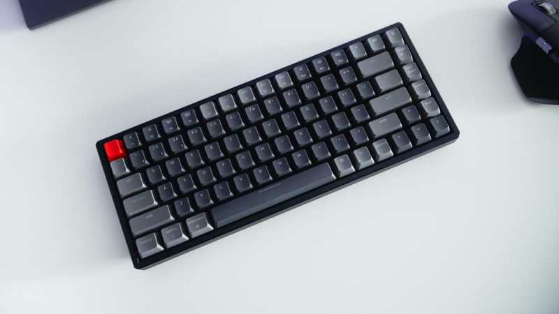 Keychron v3 と Keychron v7