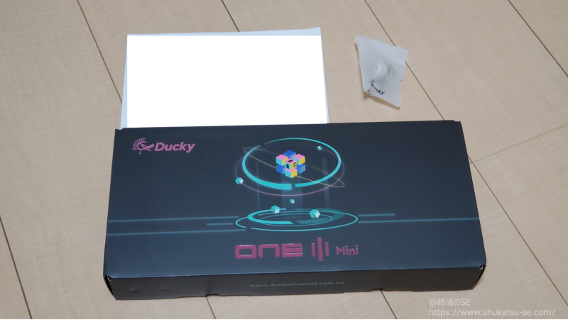 Ducky One 3 Mini 箱